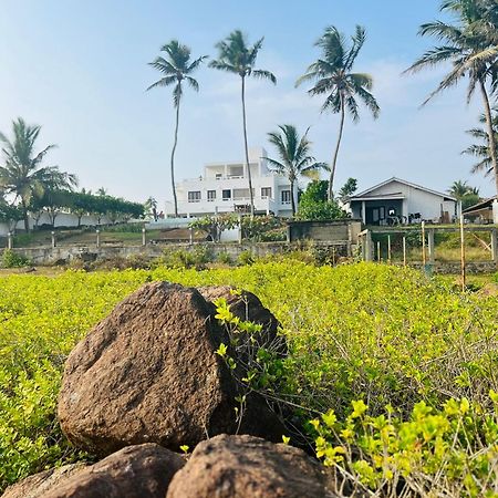 Silverlane Beach House Matara Bagian luar foto