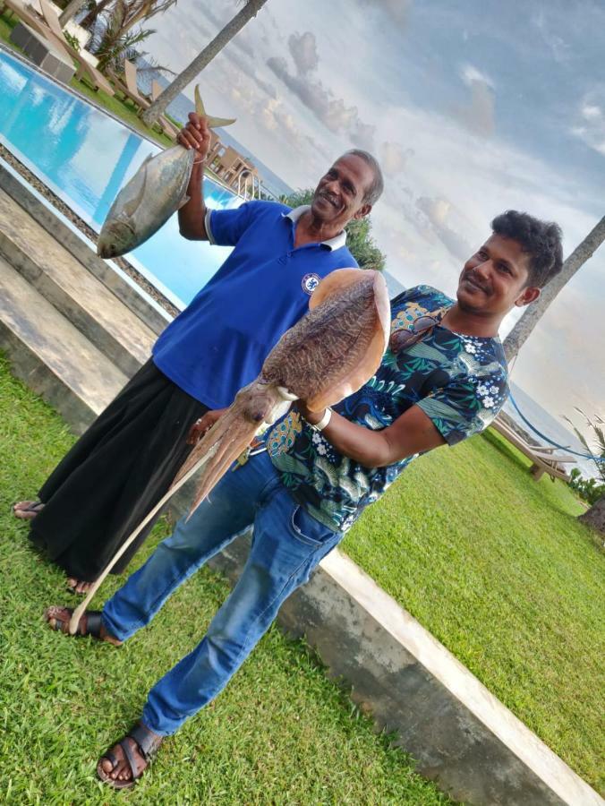 Silverlane Beach House Matara Bagian luar foto