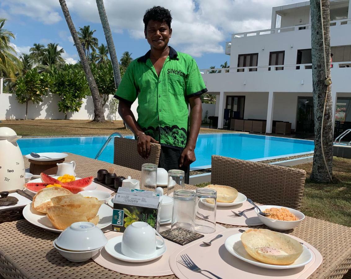 Silverlane Beach House Matara Bagian luar foto